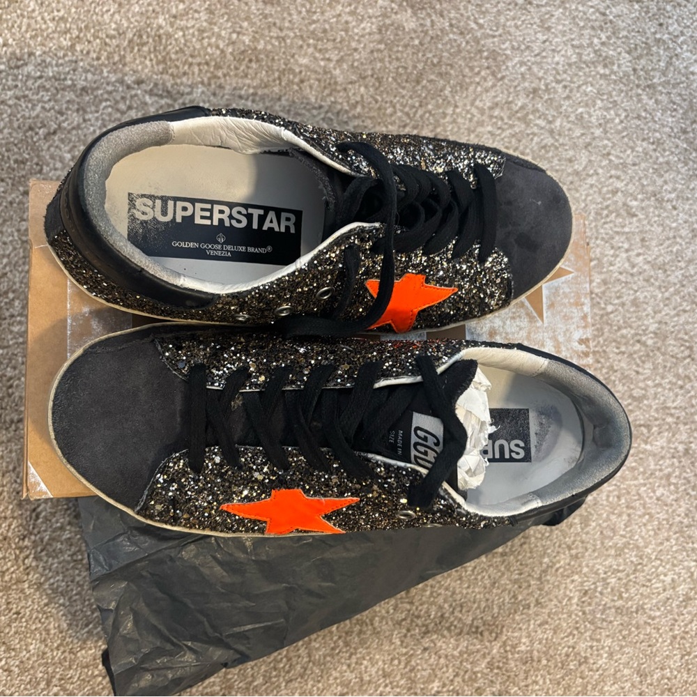 Golden Goose Superstar Black and Gold Glitter Sneakers - Picture 2 of 4
